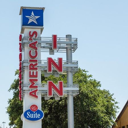 America'S Inn Houston/Stafford /Sugarland Exterior foto